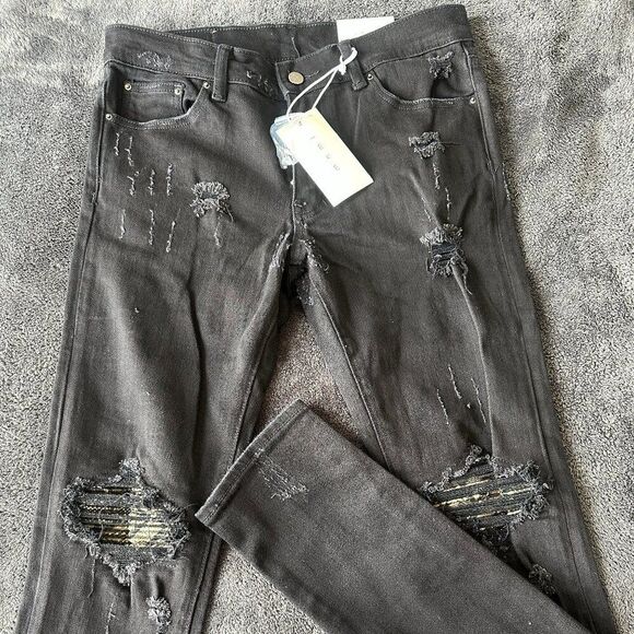 Short En Jean Noir Taille 10 - Denim Foncé Avec Surpiqûres Jaune Exposées - Occasion Très Bon état